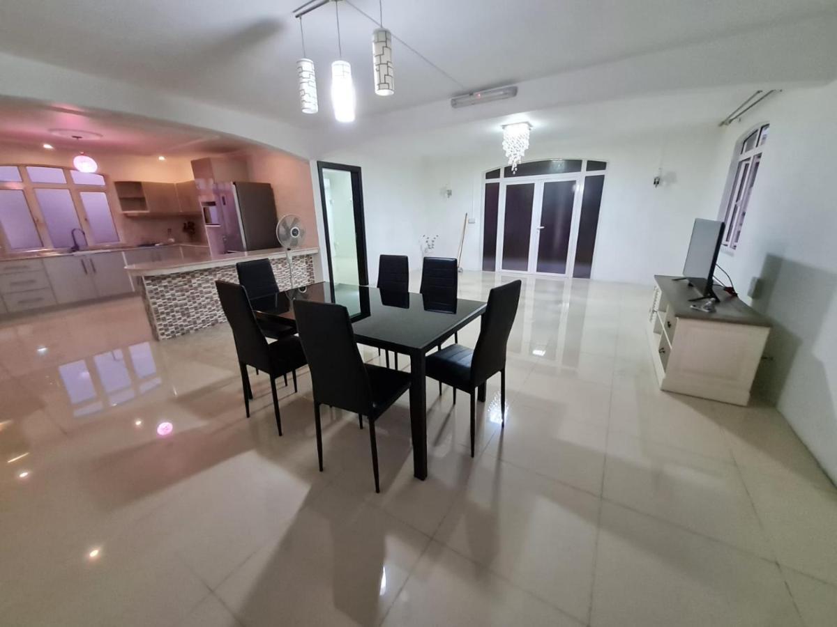 White Residence Quatre Bornes Esterno foto